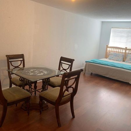פורט לודרדייל Bedroom Suite In Lauderdale Lakes Townhome מראה חיצוני תמונה
