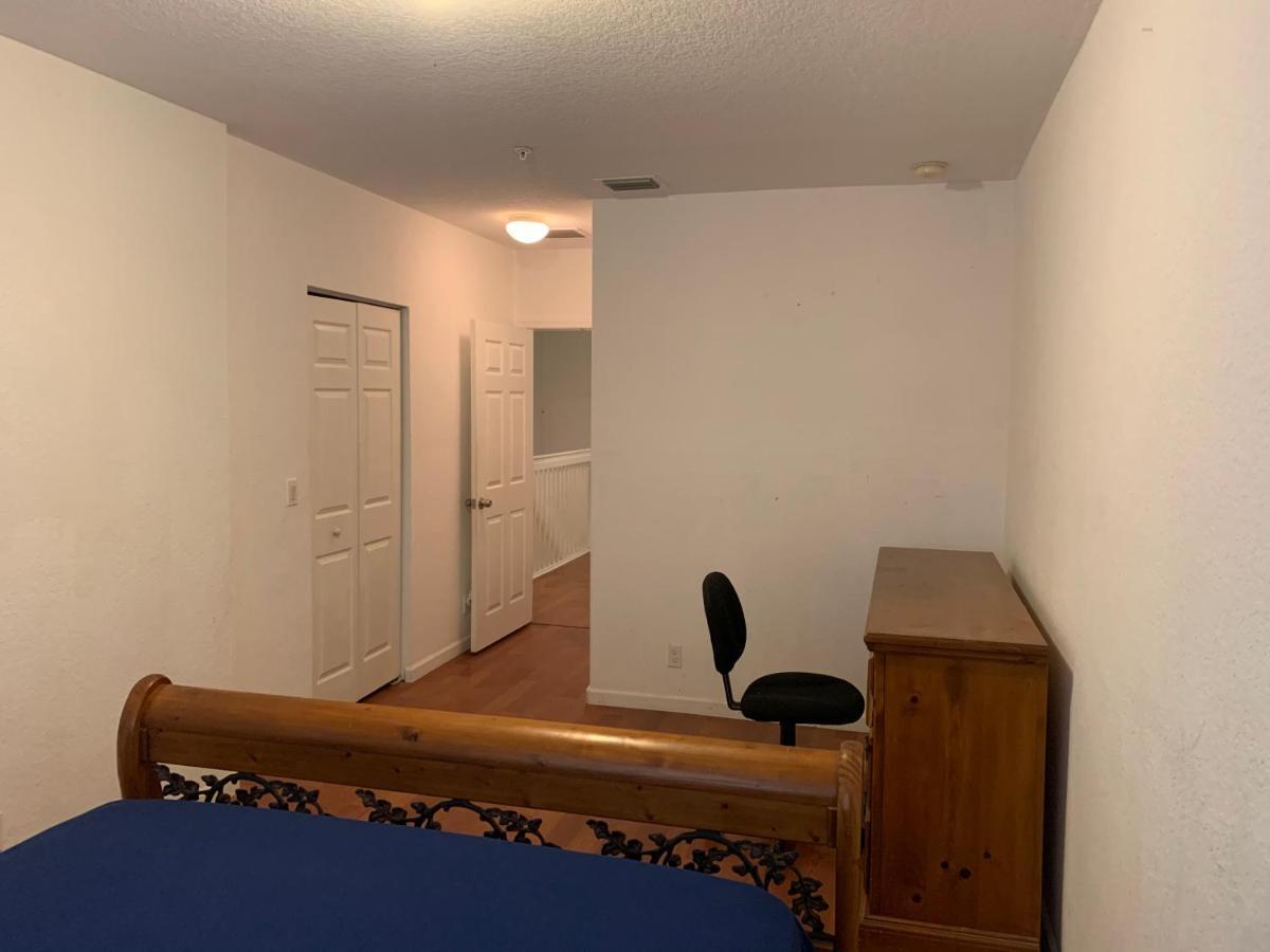 פורט לודרדייל Bedroom Suite In Lauderdale Lakes Townhome מראה חיצוני תמונה