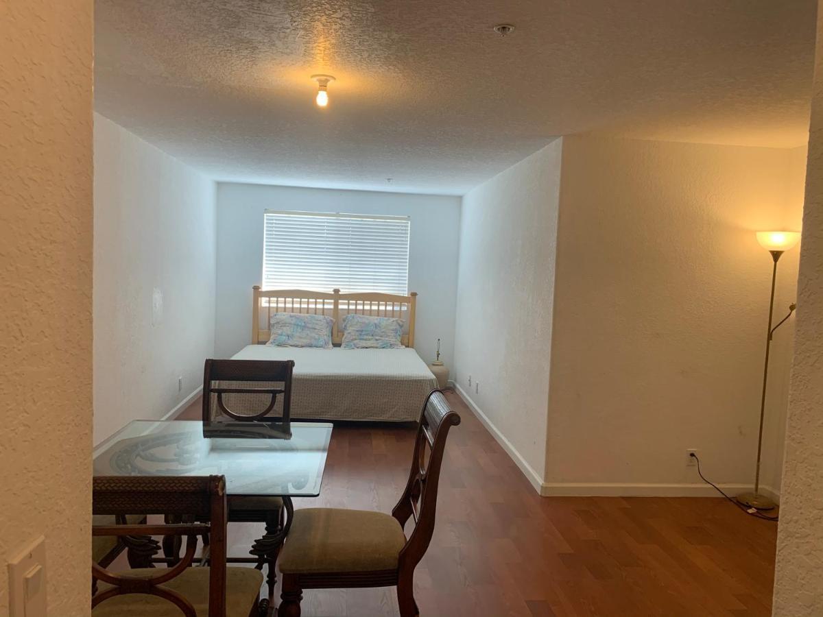 פורט לודרדייל Bedroom Suite In Lauderdale Lakes Townhome מראה חיצוני תמונה