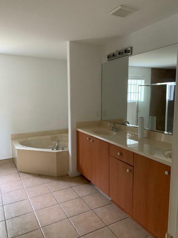 פורט לודרדייל Bedroom Suite In Lauderdale Lakes Townhome מראה חיצוני תמונה